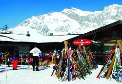 Apres-ski-šou sú ukážkou kompletných doplnkových služieb lyžiarskeho strediska.
