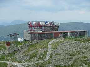 horní stanice na Chopku 2 týdny před zahájením demontáže... /foto: Radim Polcer 15.06.2011/