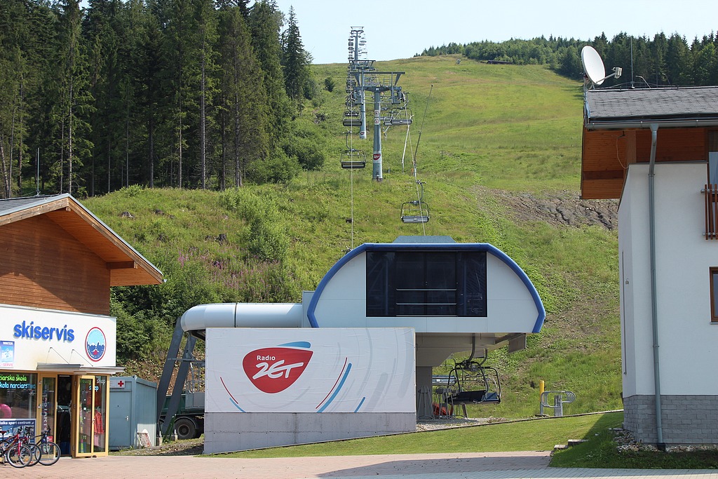 celkový pohled na trasu lanovky  - foto: Radim 07.07.2012