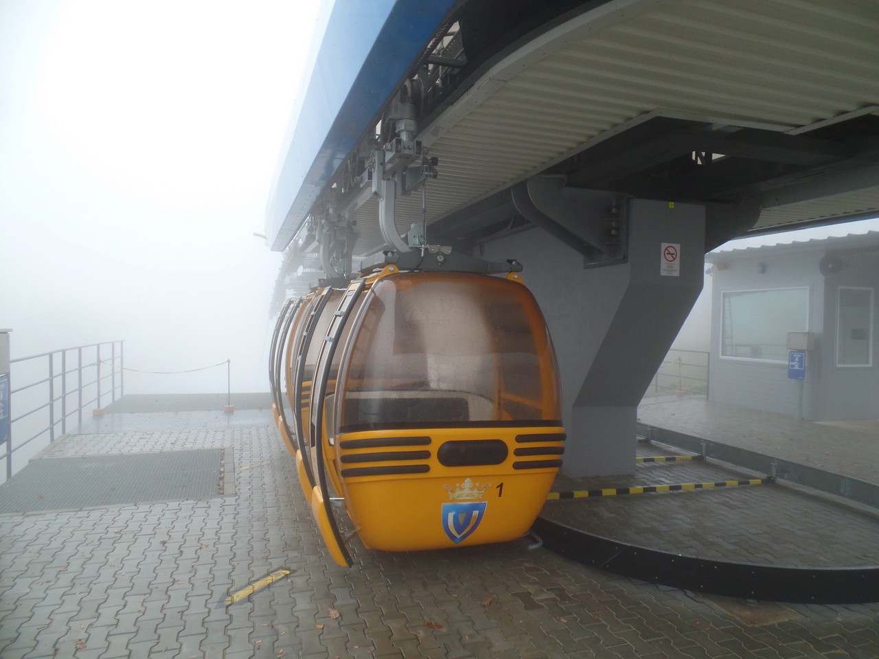 Prvá kabínková lanovka v Maďarsku - Zemplén Kalandpark, Sátoraljaújhely  - foto: Matej Petőcz 17.11.2015
