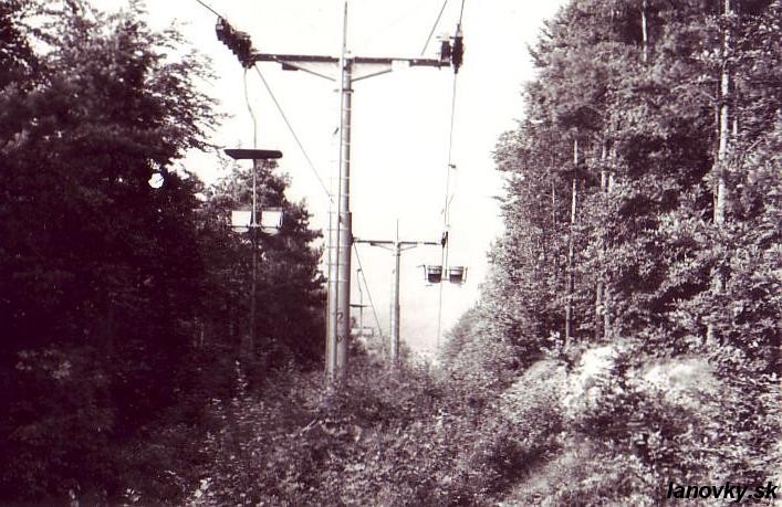 Podpera č. 12 pri jazde na Železnú studničku.  - foto: Roman Gric, september 1982