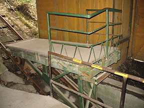 vozík LD v dolní stanici /foto: Radim Polcer 24.03.2011/