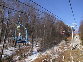 Zvážanie lyžiarov /foto: Ján Palinský 25.12.2007/