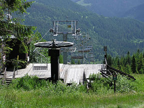 vrcholová stanica-pohľad od Jezerska /foto: Peter Brňák 28.06.2008/