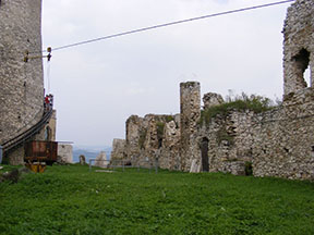 28.08.2008 - Nákladná lanovka na Spišskom hrade